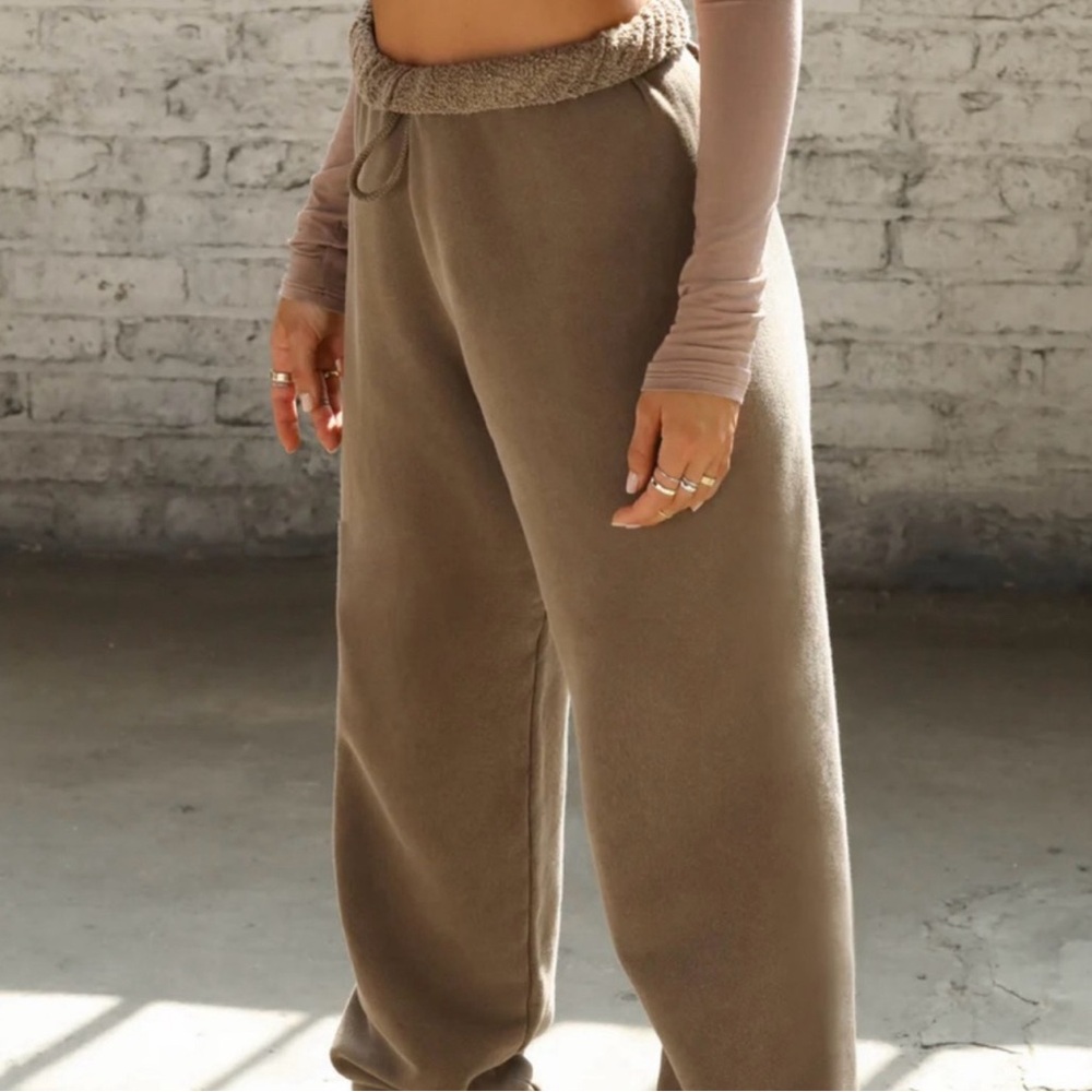 Small joah brown sweats new with tags still attached